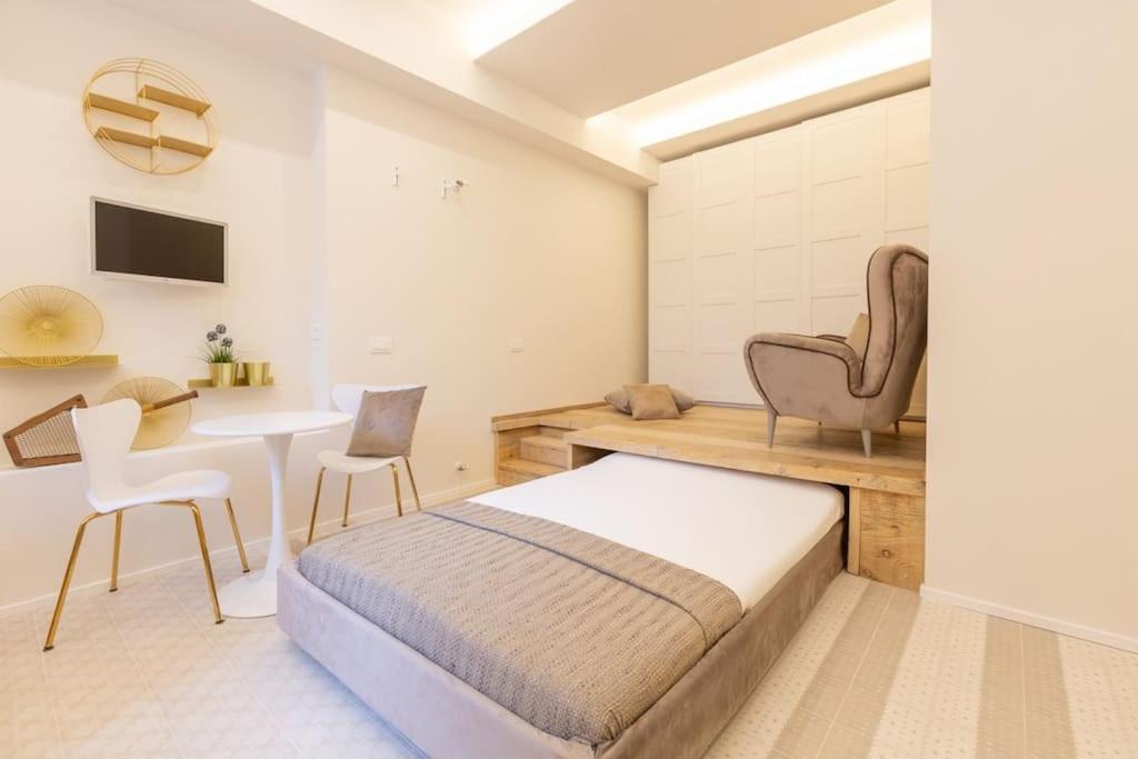 5fo6 Navigli - Duomo - Boho - Minimal Appartement *